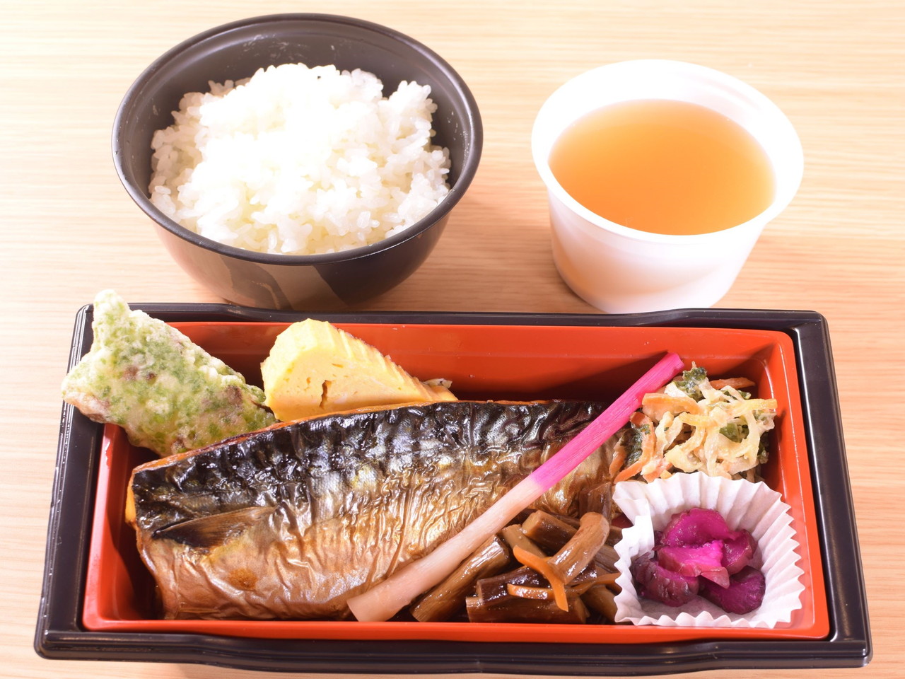 鯖の塩焼き弁当