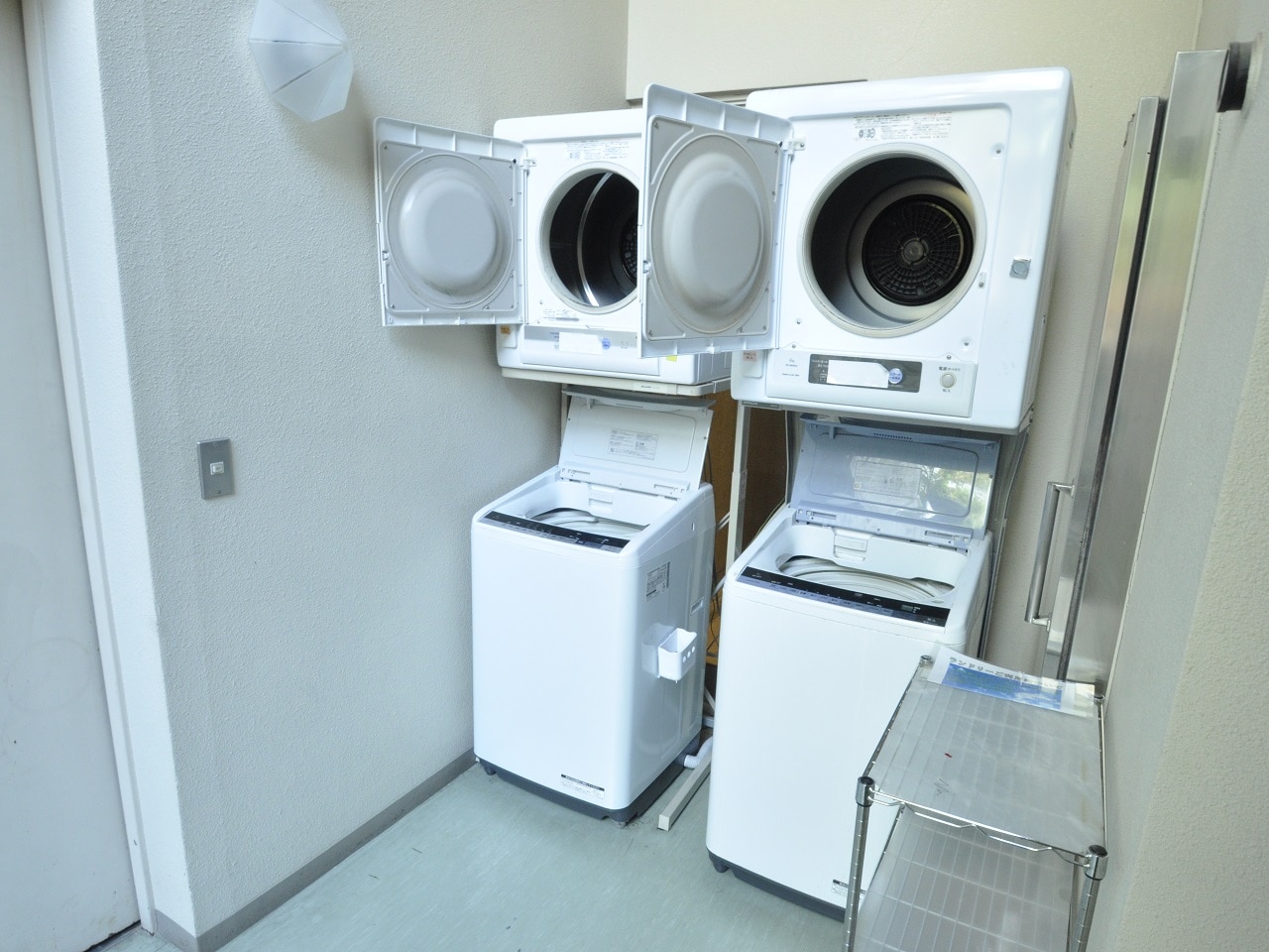 コインランドリー(1階)
