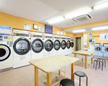 大型コインランドリーたちばな（ホテルすぐそば）