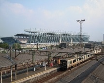 JR鳥栖駅から徒歩3分、九州道鳥栖ICより車で5分。九州の中心に位置し、ビジネス・レジャーに便利。
