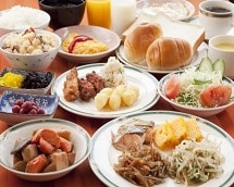 種類豊富な朝食バイキングをご用意。