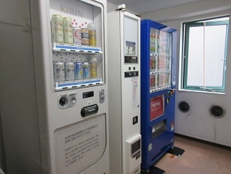 自販機コーナー