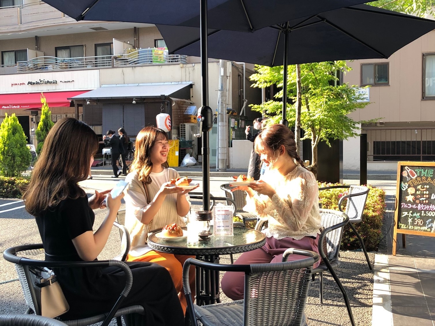 レストラン　テラス