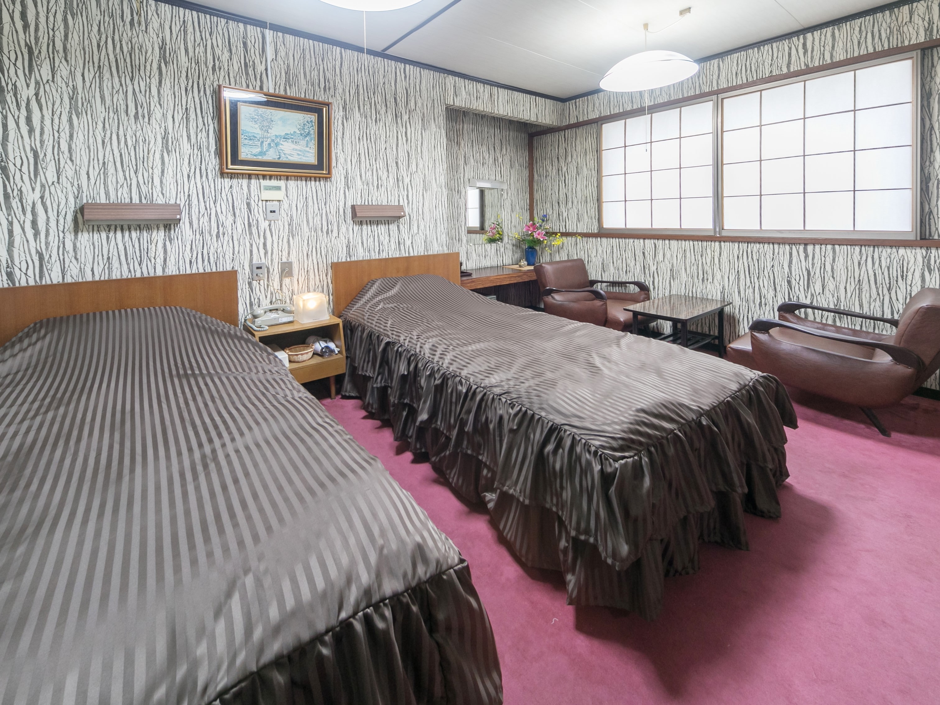 ■喫煙■<街側>洋室ツイン バス・トイレ別